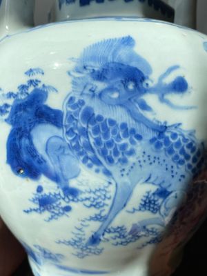 A Chinese blue and white 'qilins' wine ewer, Transitional period — photo 13