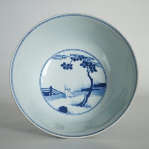 A Chinese blue and white rabbit bowl, Chenghua mark, Kangxi/Yongzheng — photo 11