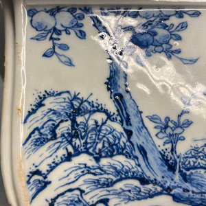 A Chinese blue and white rectangular jardinière, Kangxi/Yongzheng — 照片 13
