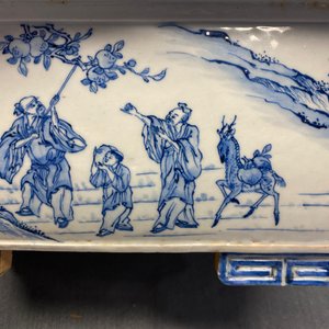 A Chinese blue and white rectangular jardinière, Kangxi/Yongzheng — 照片 30