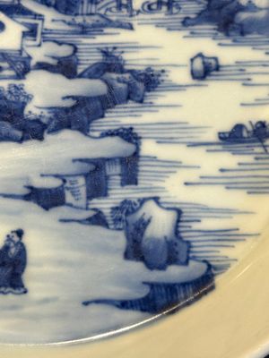 A Chinese blue and white 'river landscape' plate, 18/19th C. — photo 3