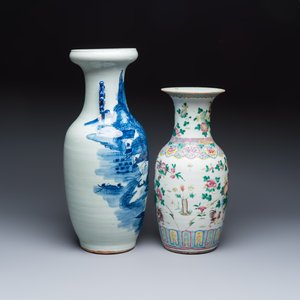 A Chinese blue and white 'Riverscape' vase and a famille rose 'Rooster' vase — foto 4