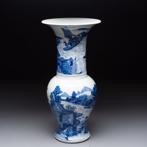 A Chinese blue and white 'riverscape' 'yenyen' vase, 19th C. — photo 1