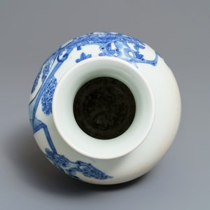 A Chinese blue and white 'Romance of the Western Chamber' vase, 19th C. — 照片 5