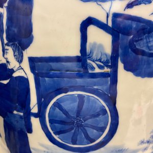 A Chinese blue and white rouleau vase, Kangxi mark, 19/20th C. — 照片 10