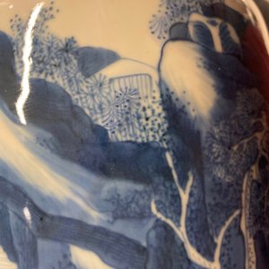 A Chinese blue and white rouleau vase with figures in a landscape, Kangxi — photo 8