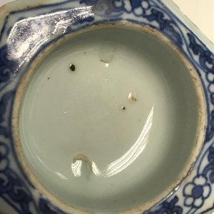 A Chinese blue and white salt after a European silver model, Transitional period — 照片 10