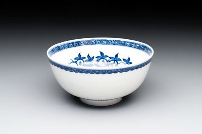 A Chinese blue and white 'sanduo' bowl, Chenghua mark, 18th C.