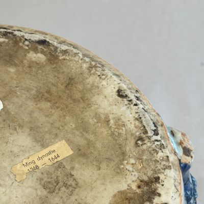 A Chinese blue and white 'Scholars' cylindrical tripod censer — foto 19
