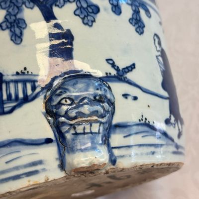 A Chinese blue and white 'Scholars' cylindrical tripod censer — foto 23