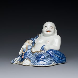 A Chinese blue and white seated Buddha, You Lin Ji Zao 游林記造 mark, Republic — 照片 2