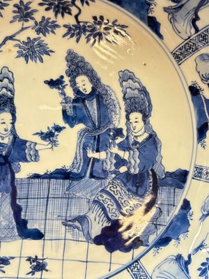 A Chinese blue and white 'Sense of Smell' dish for the European market, Kangxi mark and of the period — photo 4