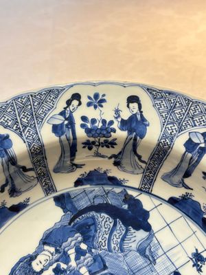 A Chinese blue and white 'Sense of Smell' dish for the European market, Kangxi mark and of the period — photo 8