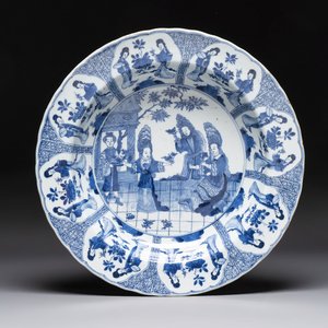 A Chinese blue and white 'Sense of Smell' dish for the European market, Kangxi mark and of the period — photo 1