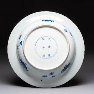 A Chinese blue and white 'Sense of Smell' dish for the European market, Kangxi mark and of the period — photo 2
