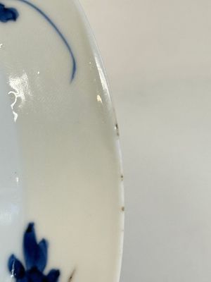 A Chinese blue and white 'Sense of Smell' plate and an 'Amorous Shepherds' plate, Kangxi — photo 12