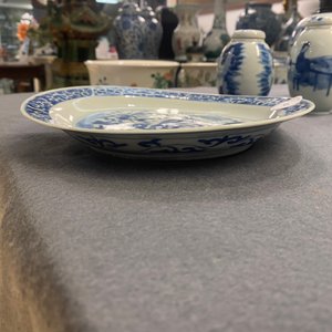 A Chinese blue and white 'Shou' plate with the 'Three friends of winter', Tianqi/Chongzhen — 照片 6