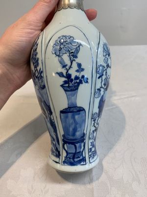 A Chinese blue and white silver-mounted bottle vase, Chenghua mark, Kangxi — photo 7