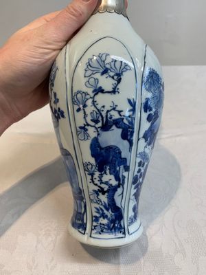 A Chinese blue and white silver-mounted bottle vase, Chenghua mark, Kangxi — photo 8