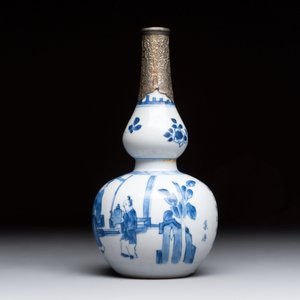 A Chinese blue and white silver-mounted double-gourd 'Li Bai' vase, Kangxi — photo 2