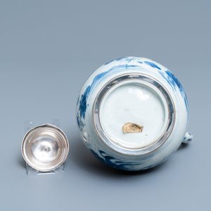 A Chinese blue and white silver-mounted ewer, Transitional period — photo 7