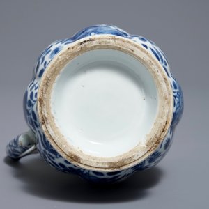 A Chinese blue and white silver-mounted floral jug, Kangxi — photo 6