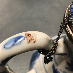 A Chinese blue and white silver-mounted jug and cover, Transitional period — 照片 16