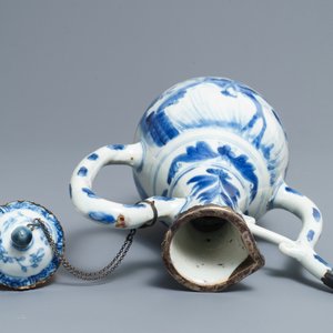 A Chinese blue and white silver-mounted jug and cover, Transitional period — 照片 7