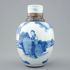 A Chinese blue and white silver-mounted tea caddy, Kangxi — photo 1
