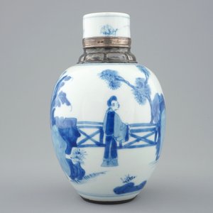 A Chinese blue and white silver-mounted tea caddy, Kangxi — photo 2