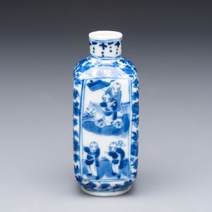 A Chinese blue and white 'Sima Guang 司馬光' snuff bottle, Qianlong mark, 19th C. — foto 5