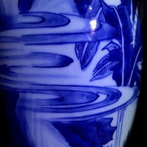 A Chinese blue and white sleeve vase with figural design all-round, Transitional period — 照片 25