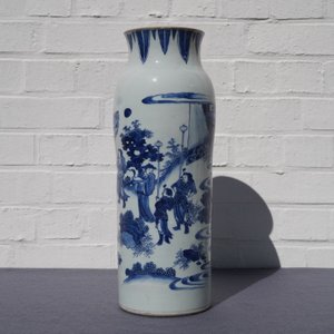 A Chinese blue and white sleeve vase with figural design all-round, Transitional period — 照片 10