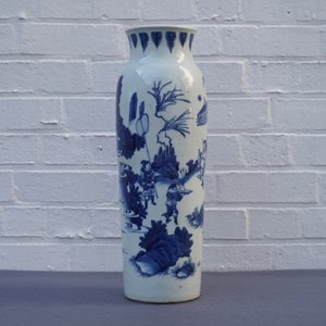 A Chinese blue and white sleeve vase with figural design all-round, Transitional period — photo 25