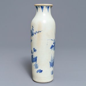 A Chinese blue and white sleeve vase with flowervases, Hatcher cargo, Transitional period — 照片 2