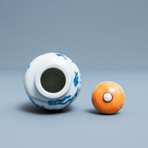 A Chinese blue and white snuff bottle, Chenghua mark, Yongzheng — 照片 5