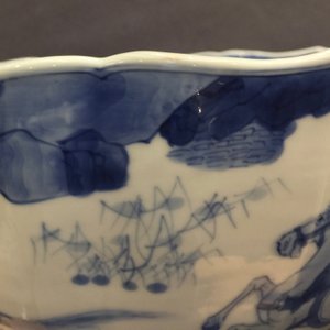 A Chinese blue and white soft paste bowl with horseriders, Kangxi — photo 15