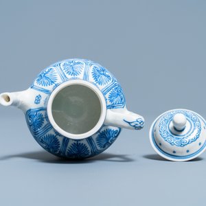 A Chinese blue and white soft paste miniature teapot, Kangxi — photo 7