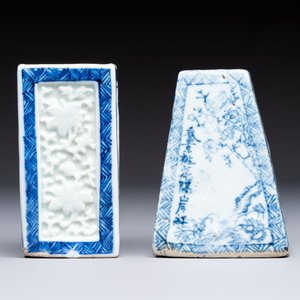 A Chinese blue and white square bitong, a 'Dragon' censer, a covered box, a vase and a paperweight, Guangxu mark, 18/19th C. — photo 10
