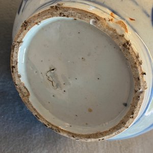 A Chinese blue and white square flask and a kendi, Ming — 照片 16