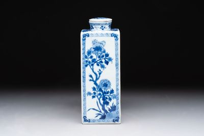 A Chinese blue and white square flask and cover with floral design, Kangxi