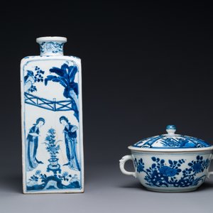 A Chinese blue and white square 'Long Eliza' flask and a covered bowl, Kangxi — 照片 3