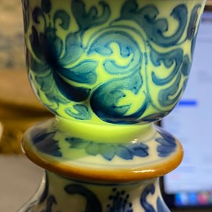 A Chinese blue and white 'squirrel and grapevine' huqqa base, Kangxi — 照片 17