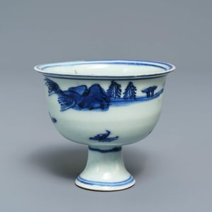 A Chinese blue and white stem cup with landscape design, Transitional period — 照片 1