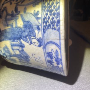 A Chinese blue and white Swatow tripod censer, Ming — photo 13