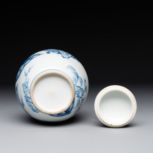 A Chinese blue and white tea caddy and cover with ladies playing music, Kangxi — foto 4