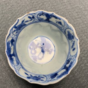 A Chinese blue and white tea caddy, six cups, two saucers and two plates, Kangxi/Yongzheng — 照片 37