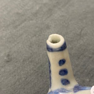 A Chinese blue and white teapot and cover with a figure in a landscape, Hatcher cargo shipwreck, Transitional period — 照片 14