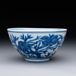 A Chinese blue and white 'Three friends of winter' bowl, Jiajing mark, Kangxi — 照片 1
