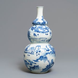 A Chinese blue and white triple gourd vase with circular landscape design, 19th C. — 照片 2
